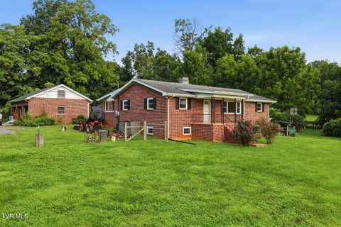 Homes For Sale - 803 Old Jonesboro Road<br/> Bristol, TN 37620
