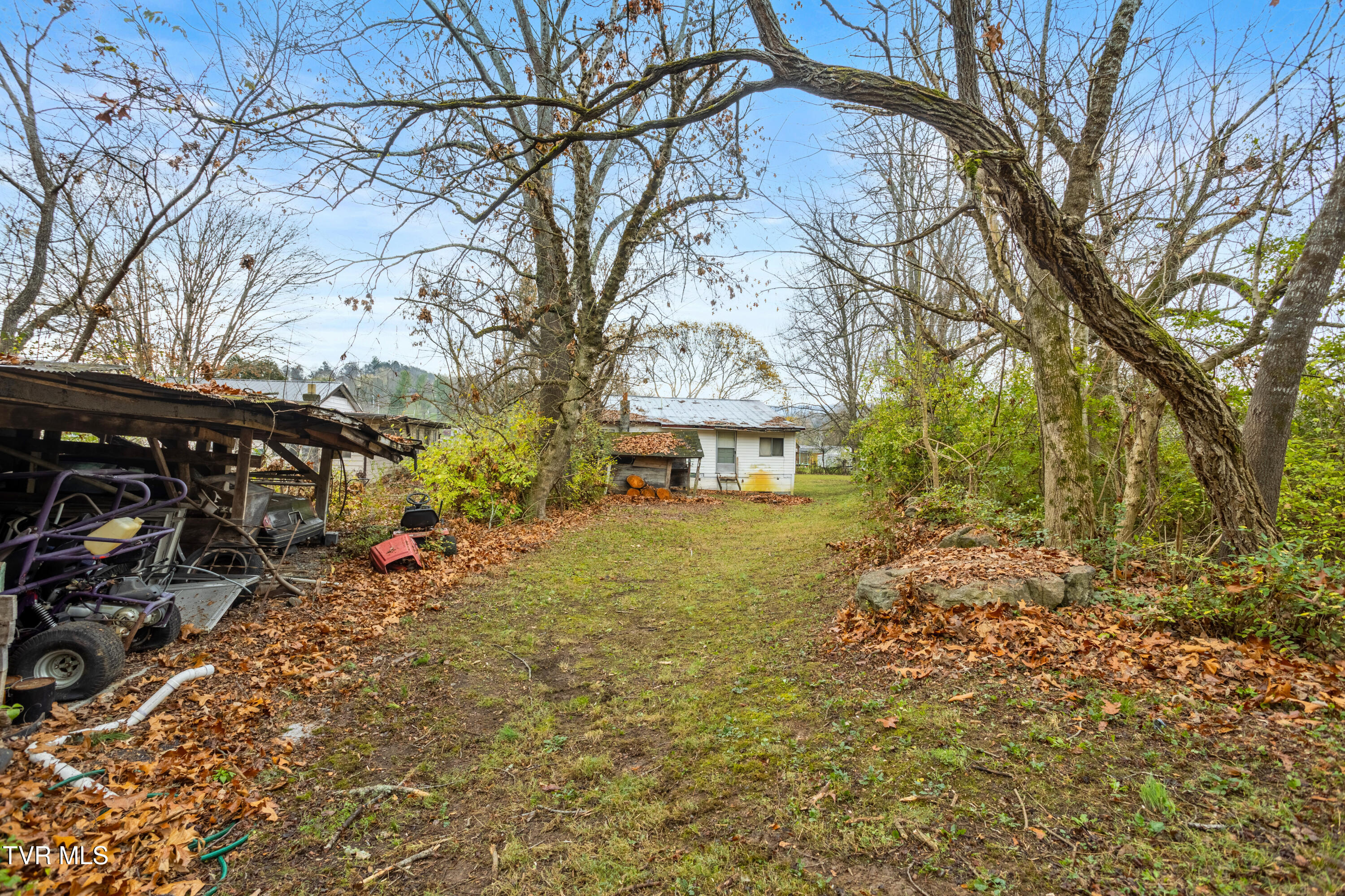 1667 Bristol Caverns Highway, Bristol, Tennessee image 6
