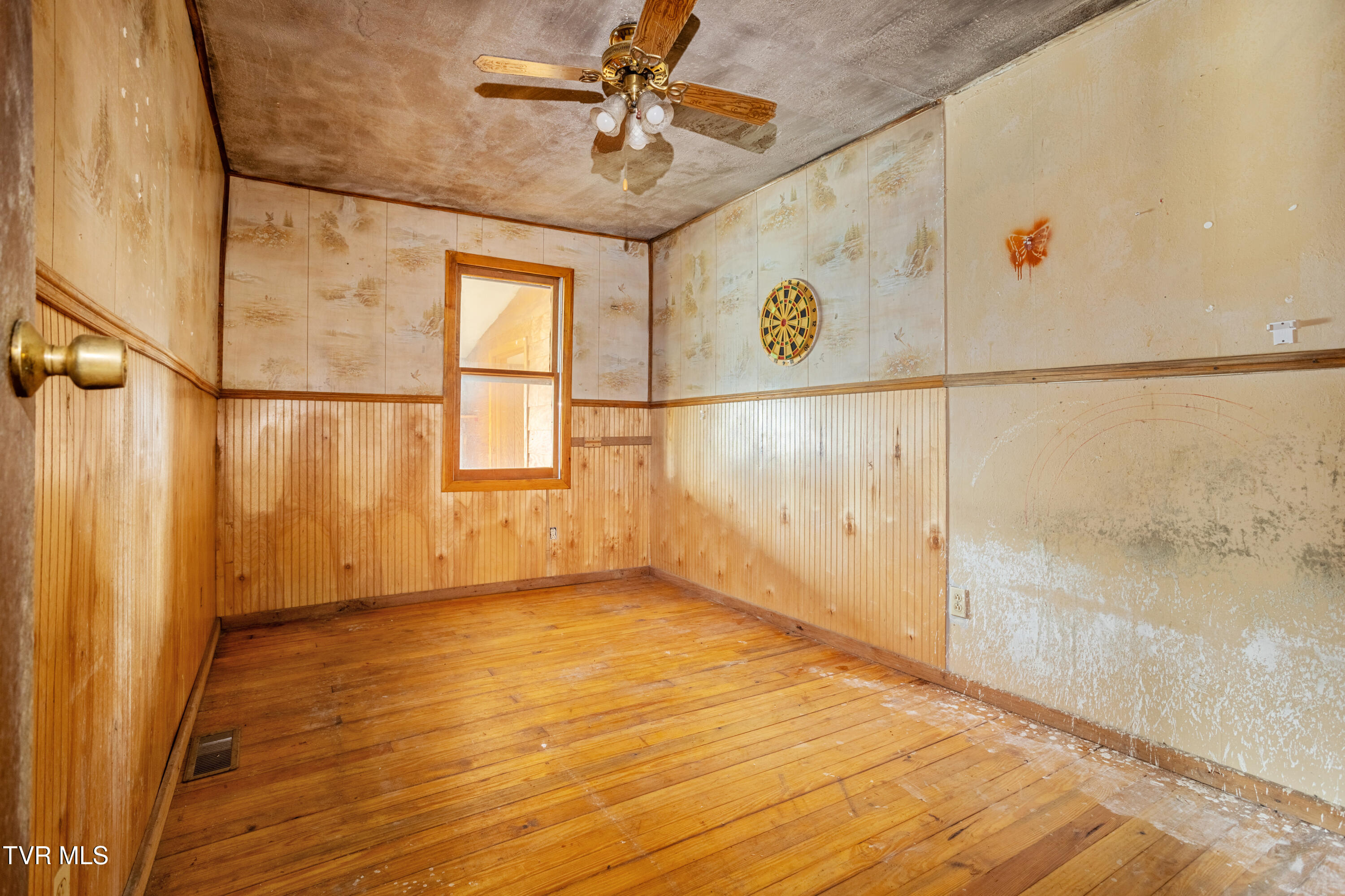 1667 Bristol Caverns Highway, Bristol, Tennessee image 22