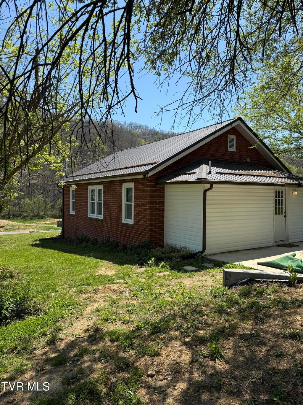 Photo of 2824 Goshen Valley (3.5 Acres) Road, Church Hill, TN 37642 (MLS # 9993762)