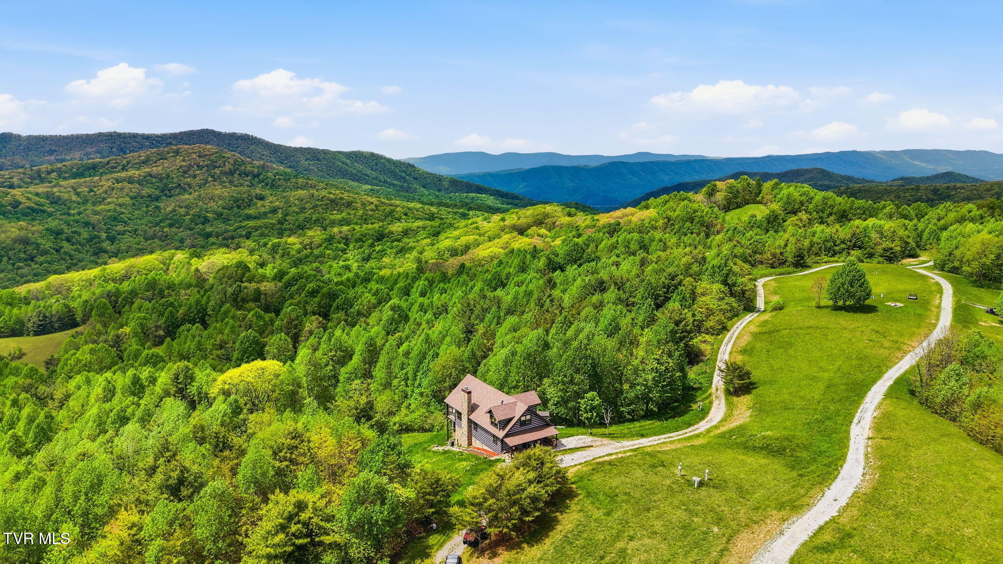 308 Walnut Mountain Farm Loop
