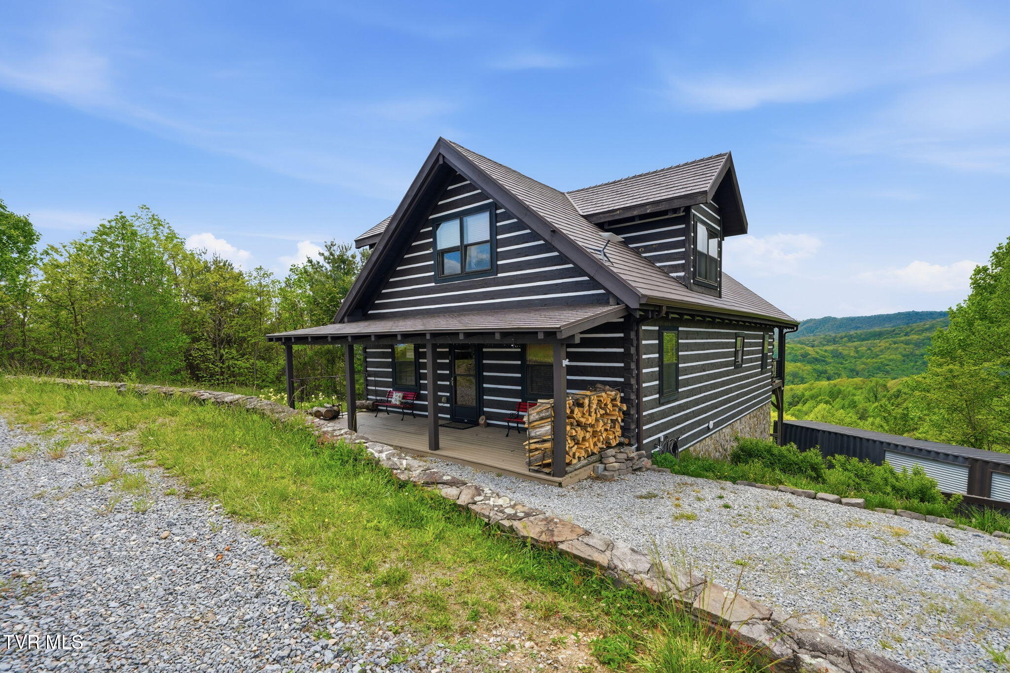 308 Walnut Mountain Farm Loop
