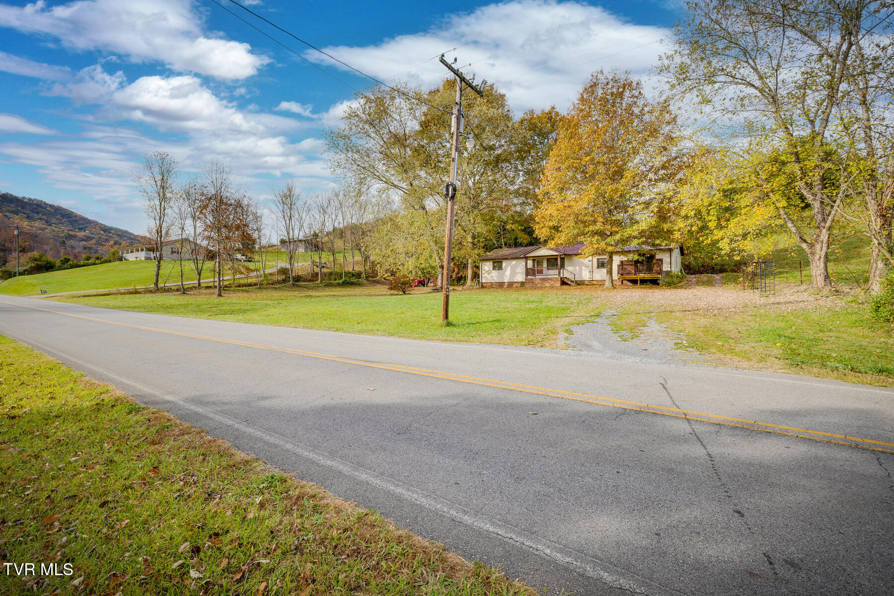 1424 Goshen Valley Road, Church Hill, Tennessee image 40