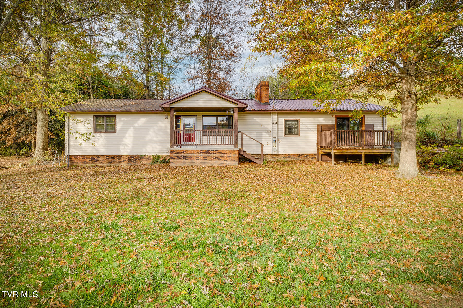 1424 Goshen Valley Road, Church Hill, Tennessee image 2