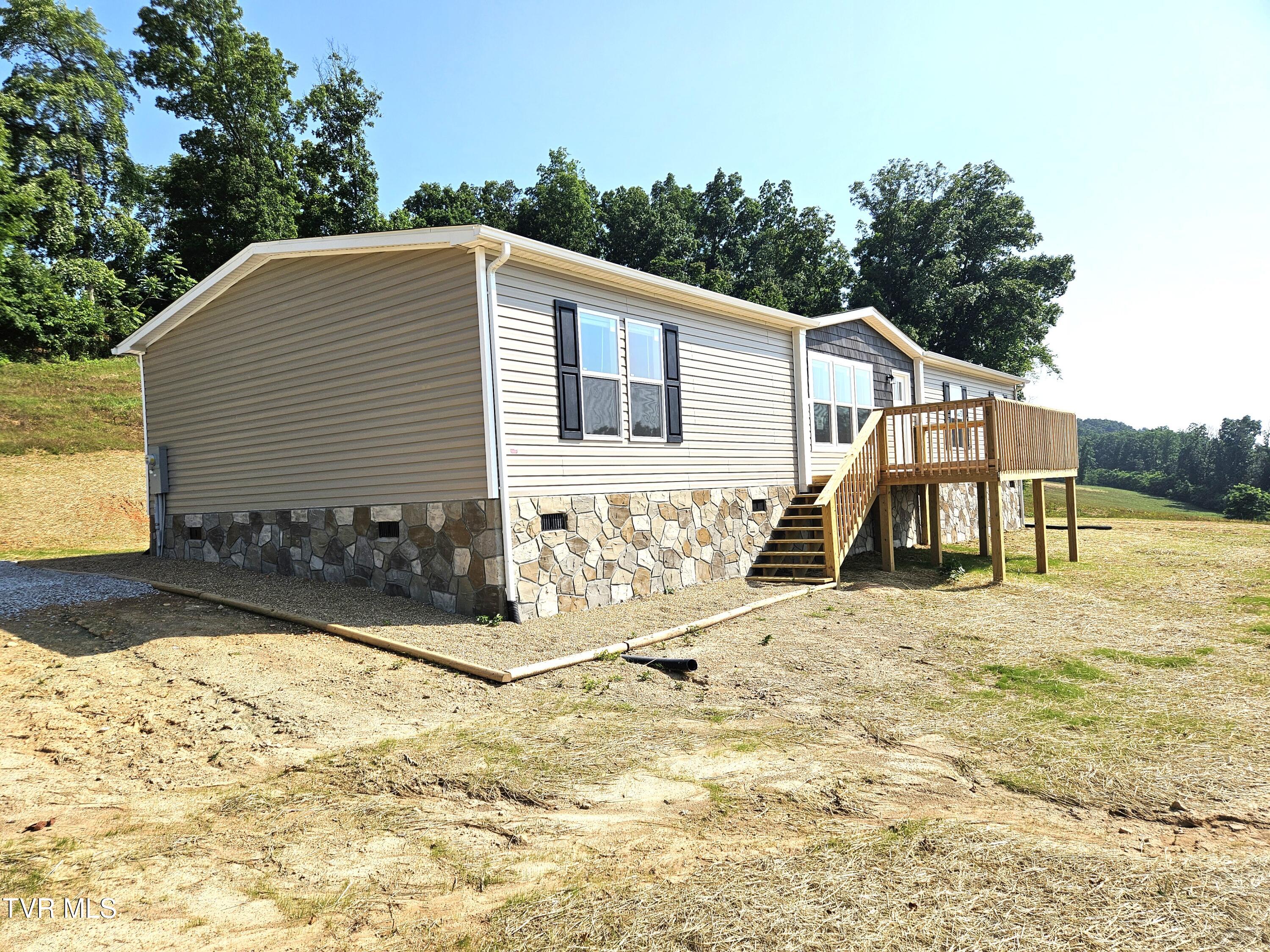368 Oak Grove Road, Rogersville, Tennessee image 2