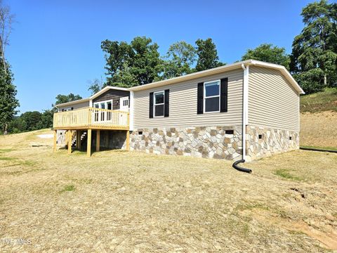 Homes For Sale - 368 Oak Grove Road<br/> Rogersville, TN 37857