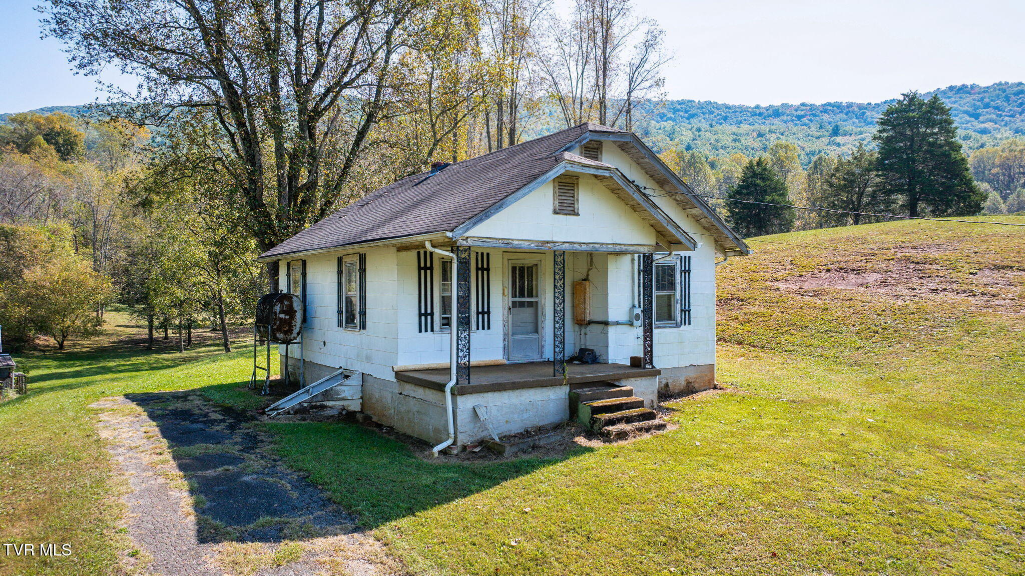 105 Roy Bowers Road