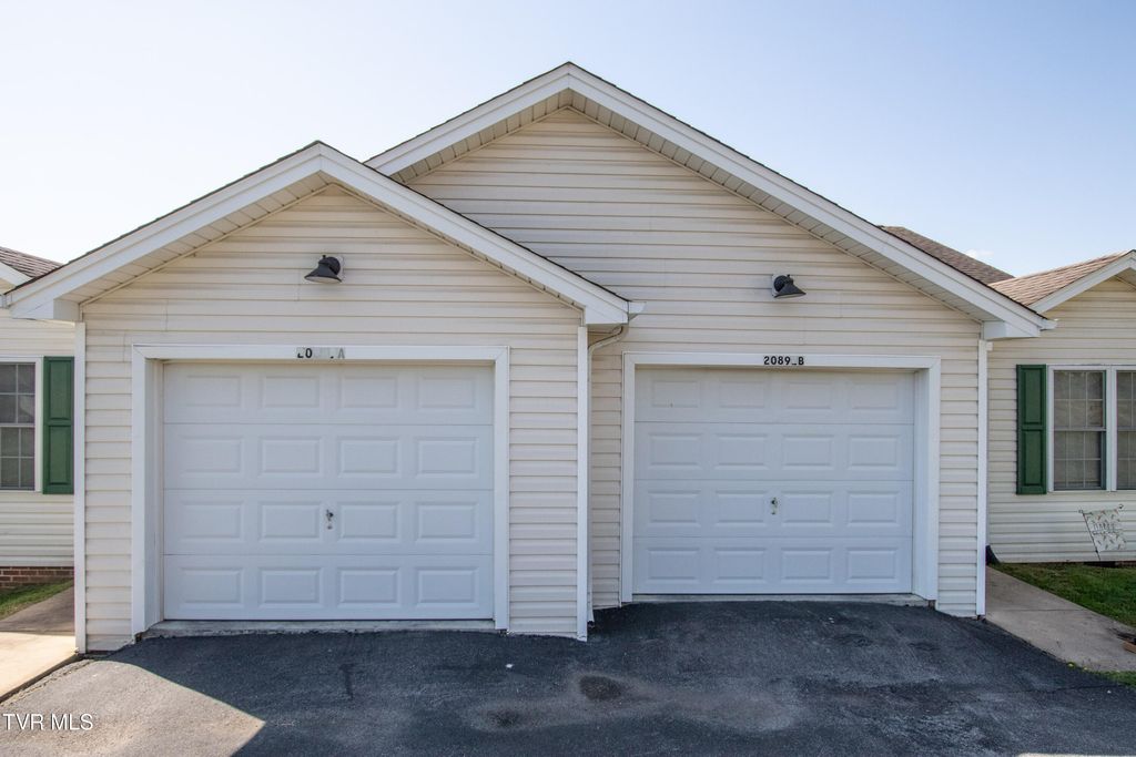 Photo of 20892 Deer Run Drive #A &amp; B, Abingdon, VA 24211 (MLS # 9994193)