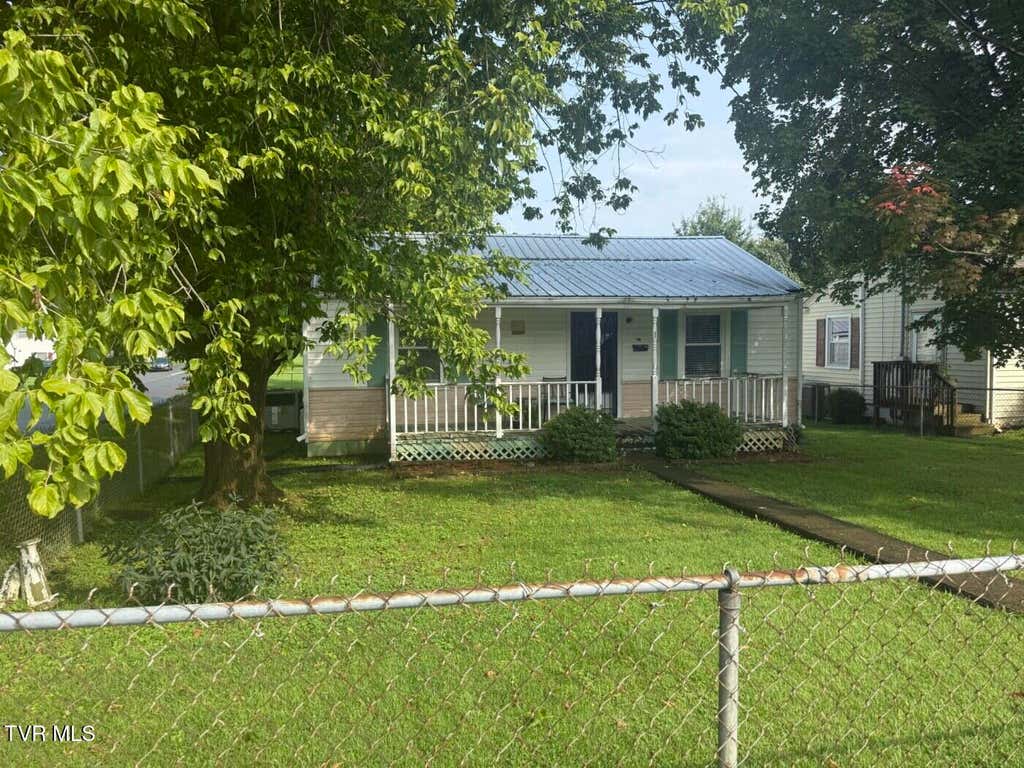 Photo of 301 Dyer Street, Johnson City, TN 37601 (MLS # 9999613)