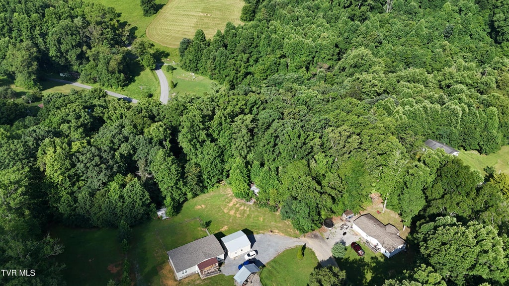 Photo of 4 Crystal Lane, Unicoi, TN 37692 (MLS # 10001834)