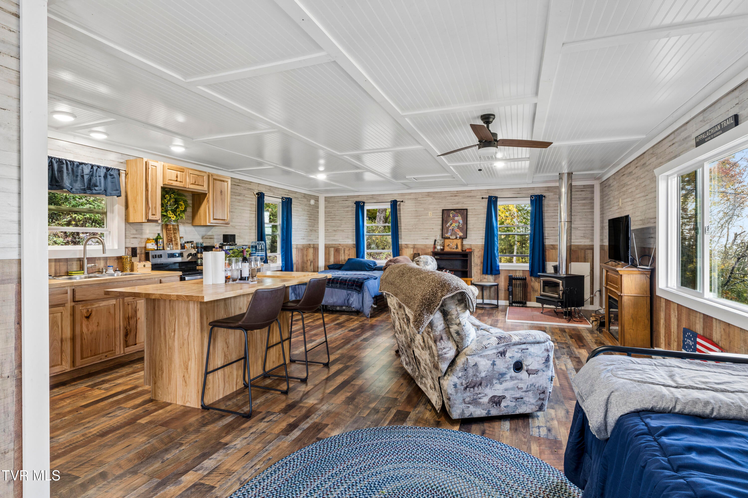 150 Log Cabin Lane
