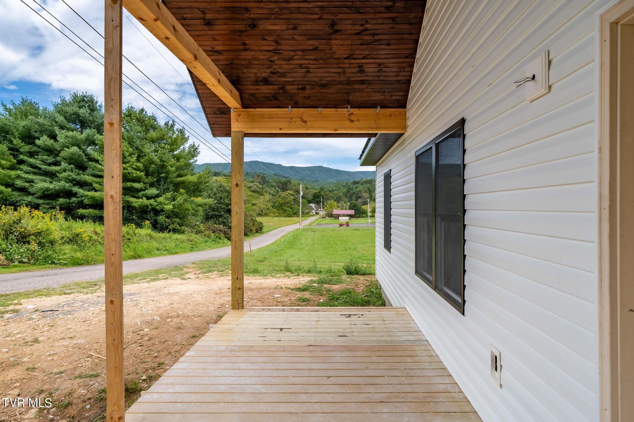 166 Burley Shouns Lane, Mountain City, Tennessee image 7