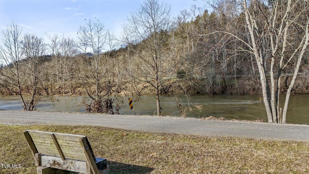 Photo of 67 Waters Edge Road, Duffield, VA 24244 (MLS # 9975907)