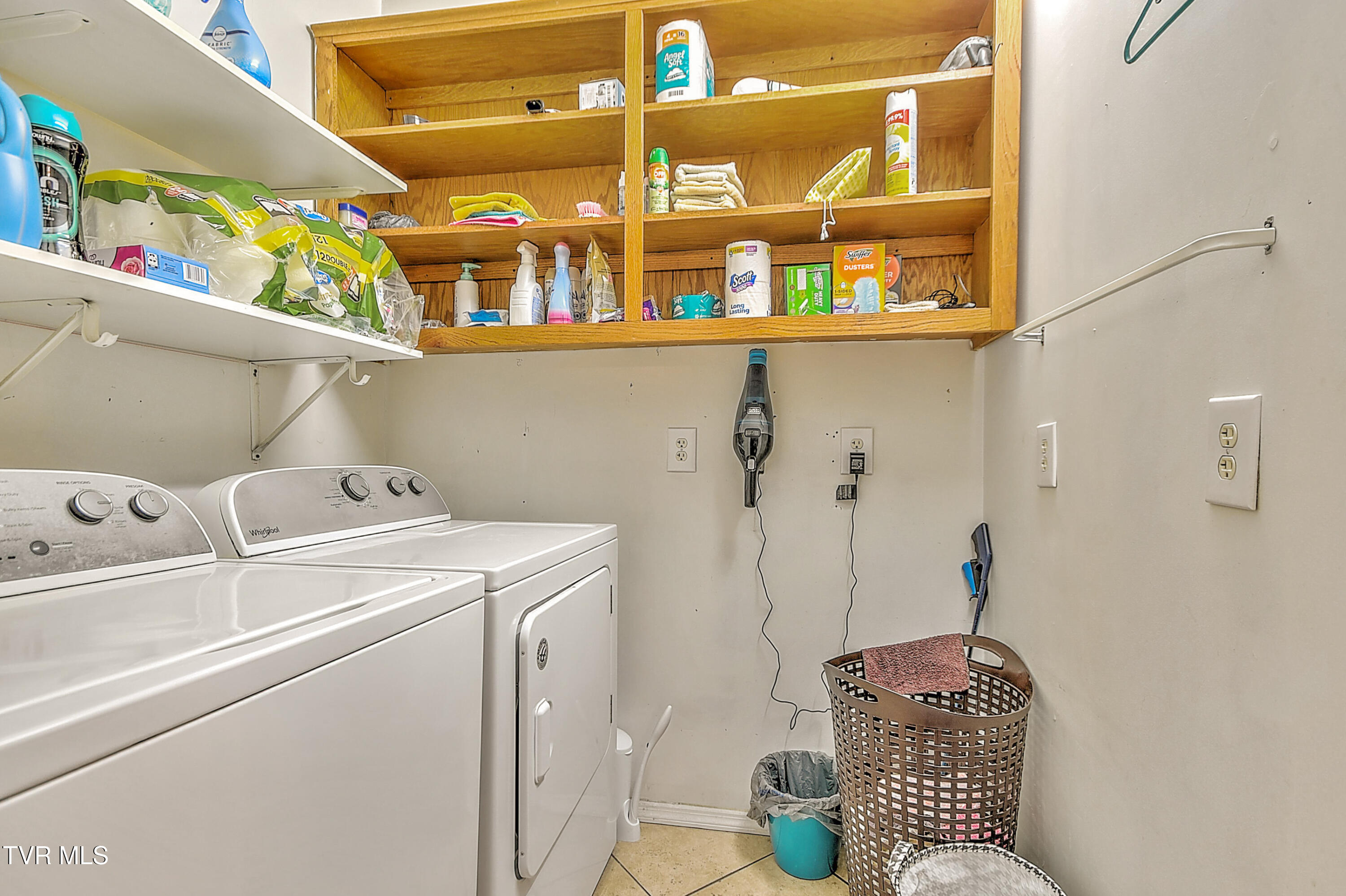 1605 West Mary Street