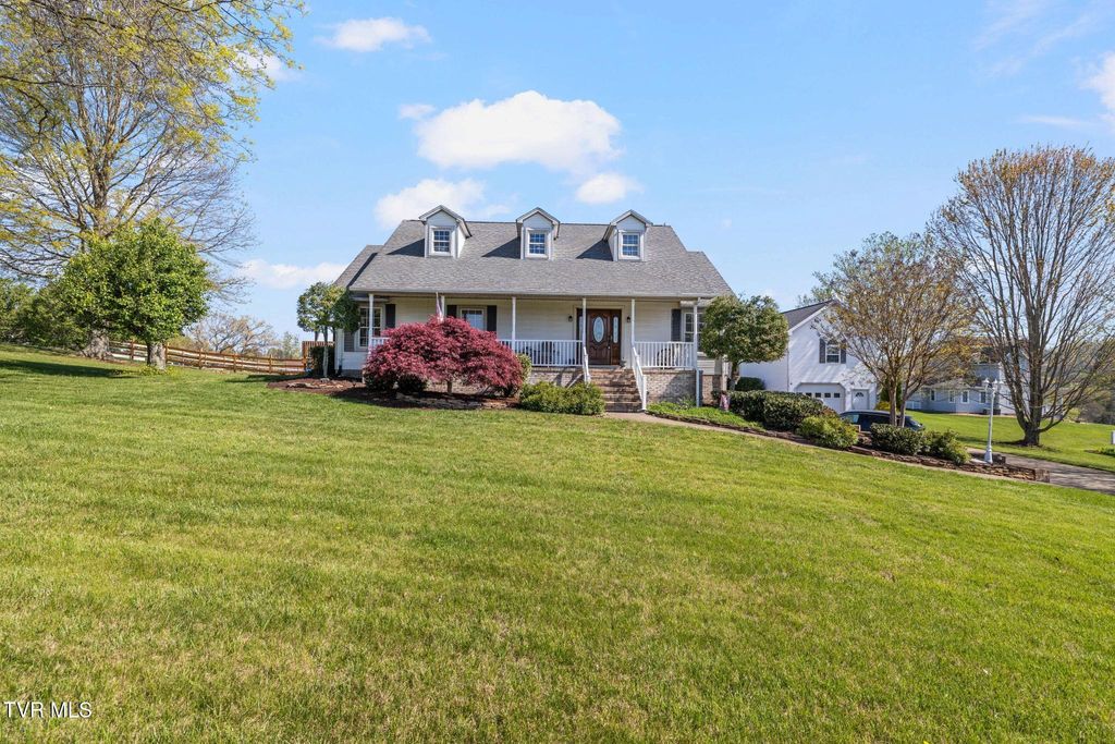 Photo of 160 Deerchase Lane, Chuckey, TN 37641 (MLS # 9993872)
