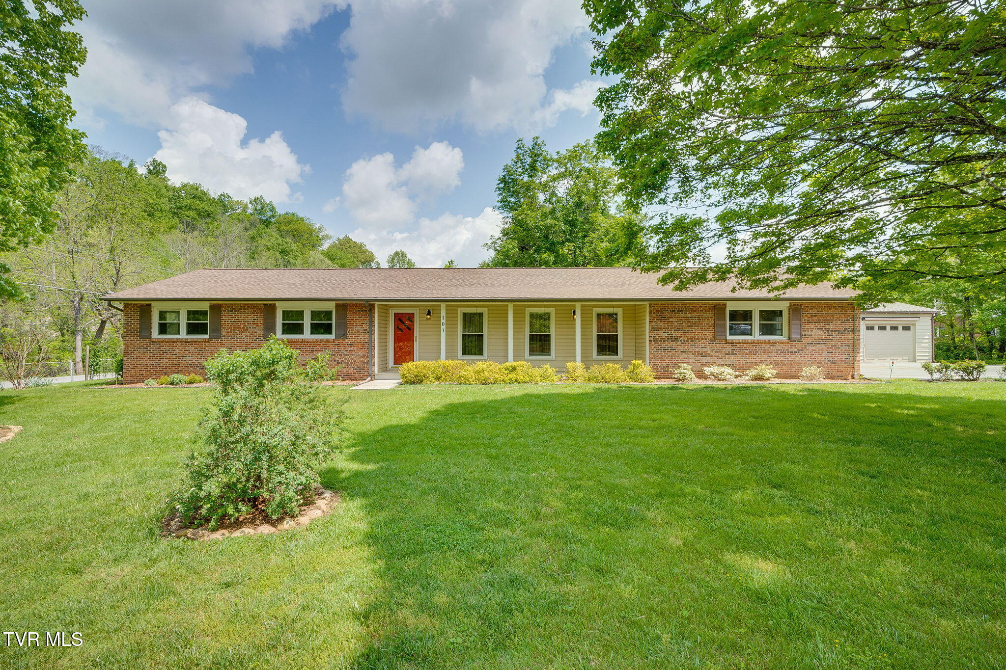 101 Jewel Street, Johnson City, Tennessee image 1