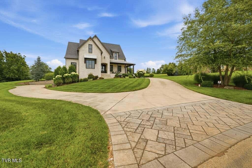 Photo of 123 Forest Lane, Blountville, TN 37617 (MLS # 9998546)
