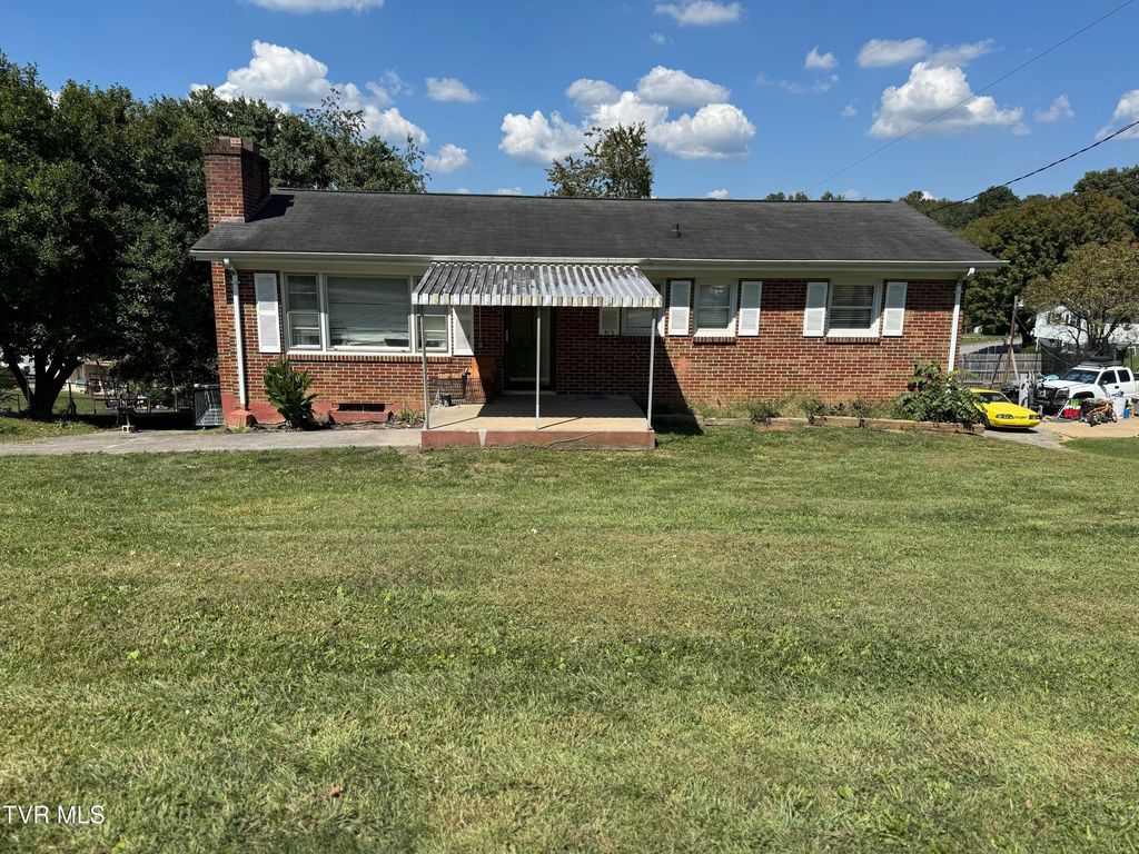 Photo of 412 Merriewood Drive, Bristol, TN 37620 (MLS # 9986876)