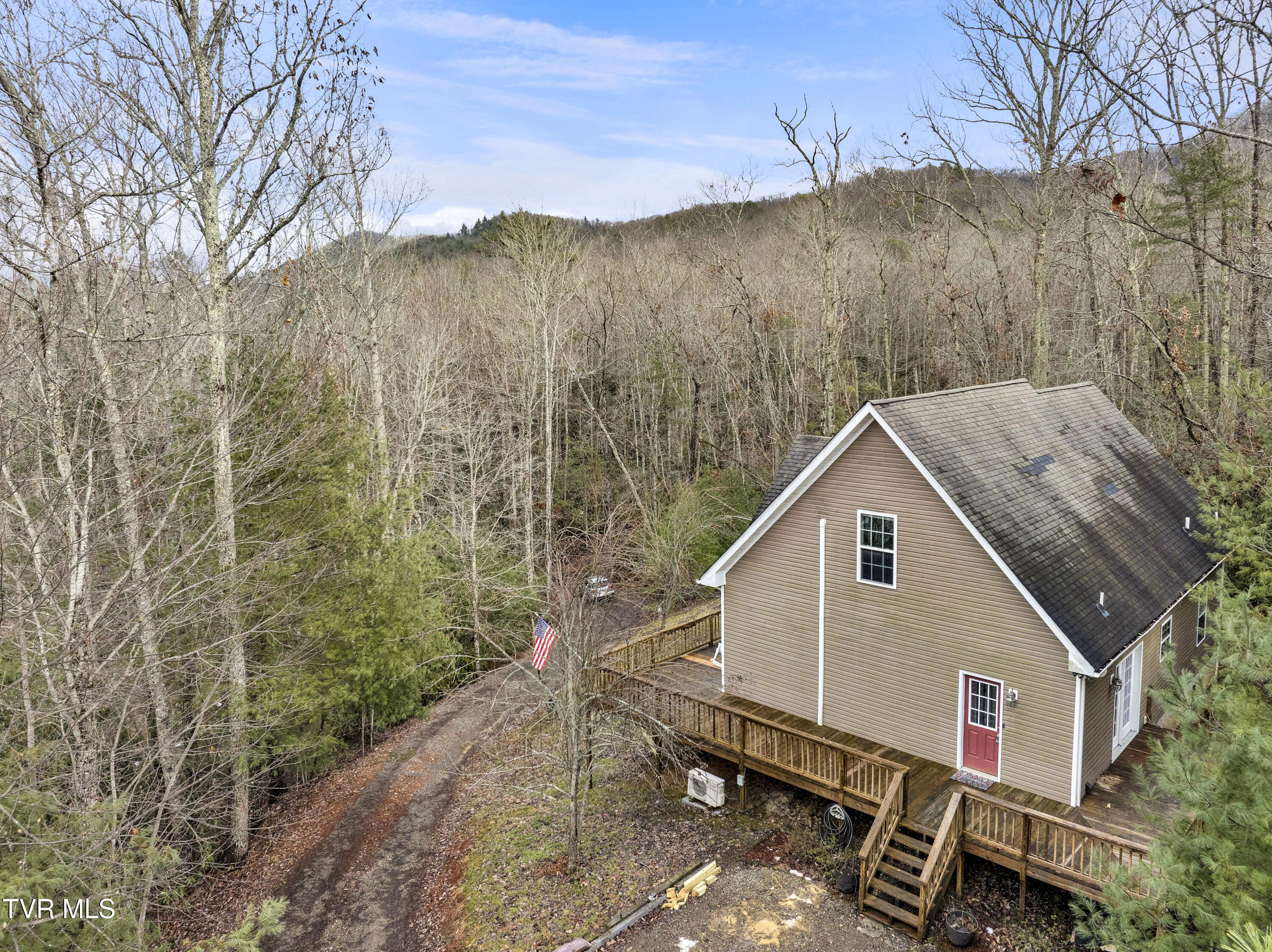 251 Ashtyn Private Lane, Mountain City, Tennessee image 2