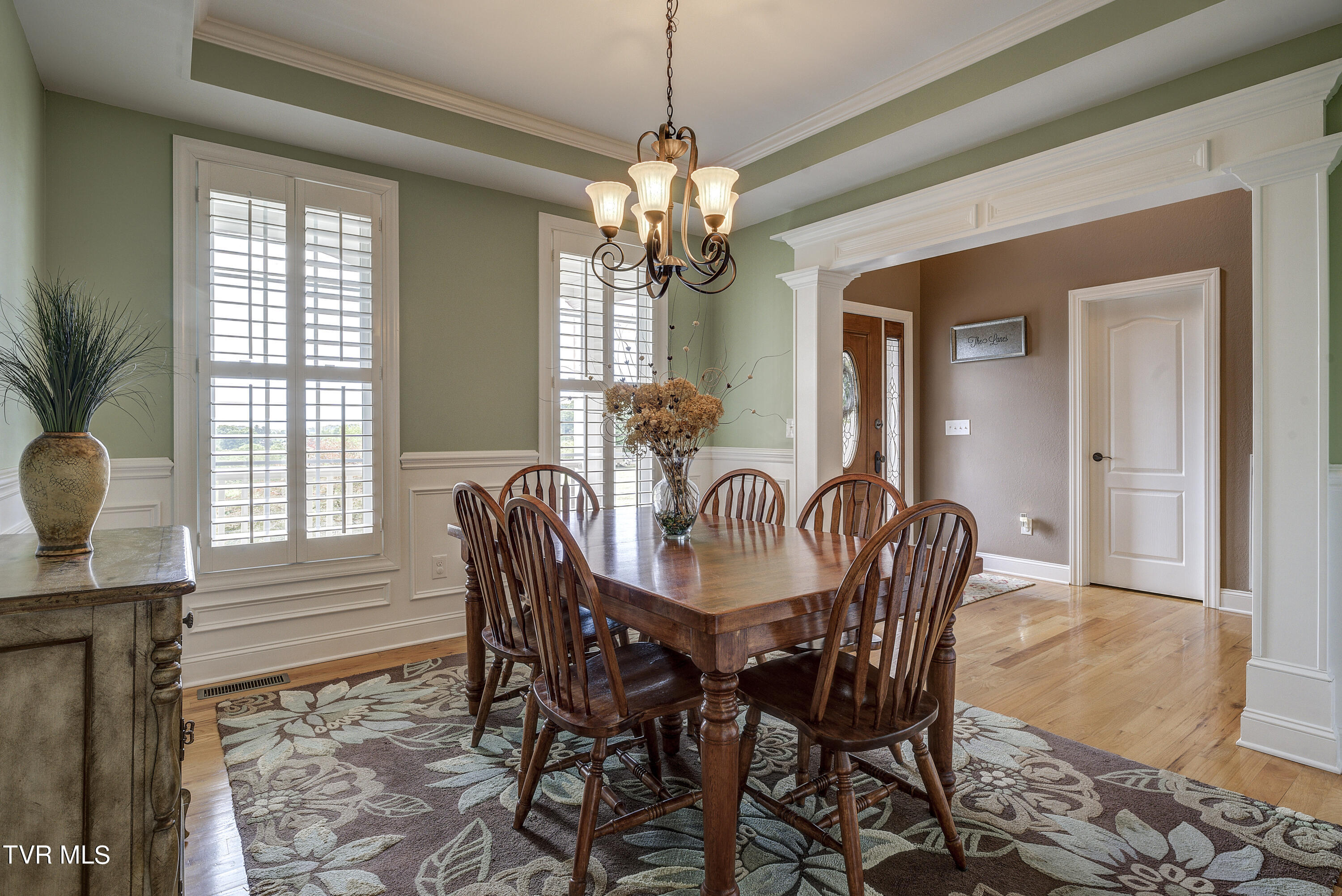 Bluff City, Tennessee 37618, United States, 3 Bedrooms Bedrooms, ,3 BathroomsBathrooms,Residential,Pending,53060