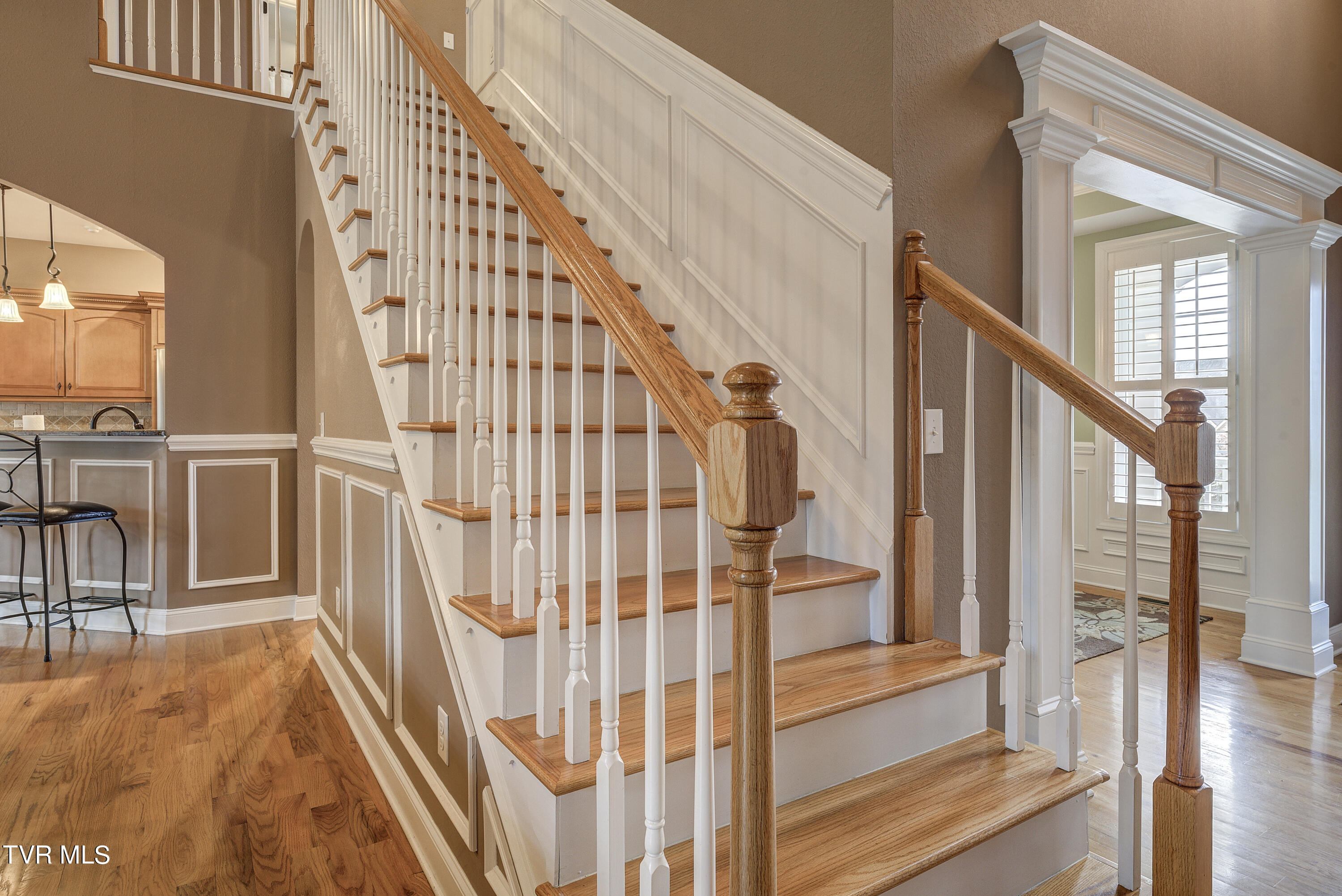 Bluff City, Tennessee 37618, United States, 3 Bedrooms Bedrooms, ,3 BathroomsBathrooms,Residential,Pending,53060