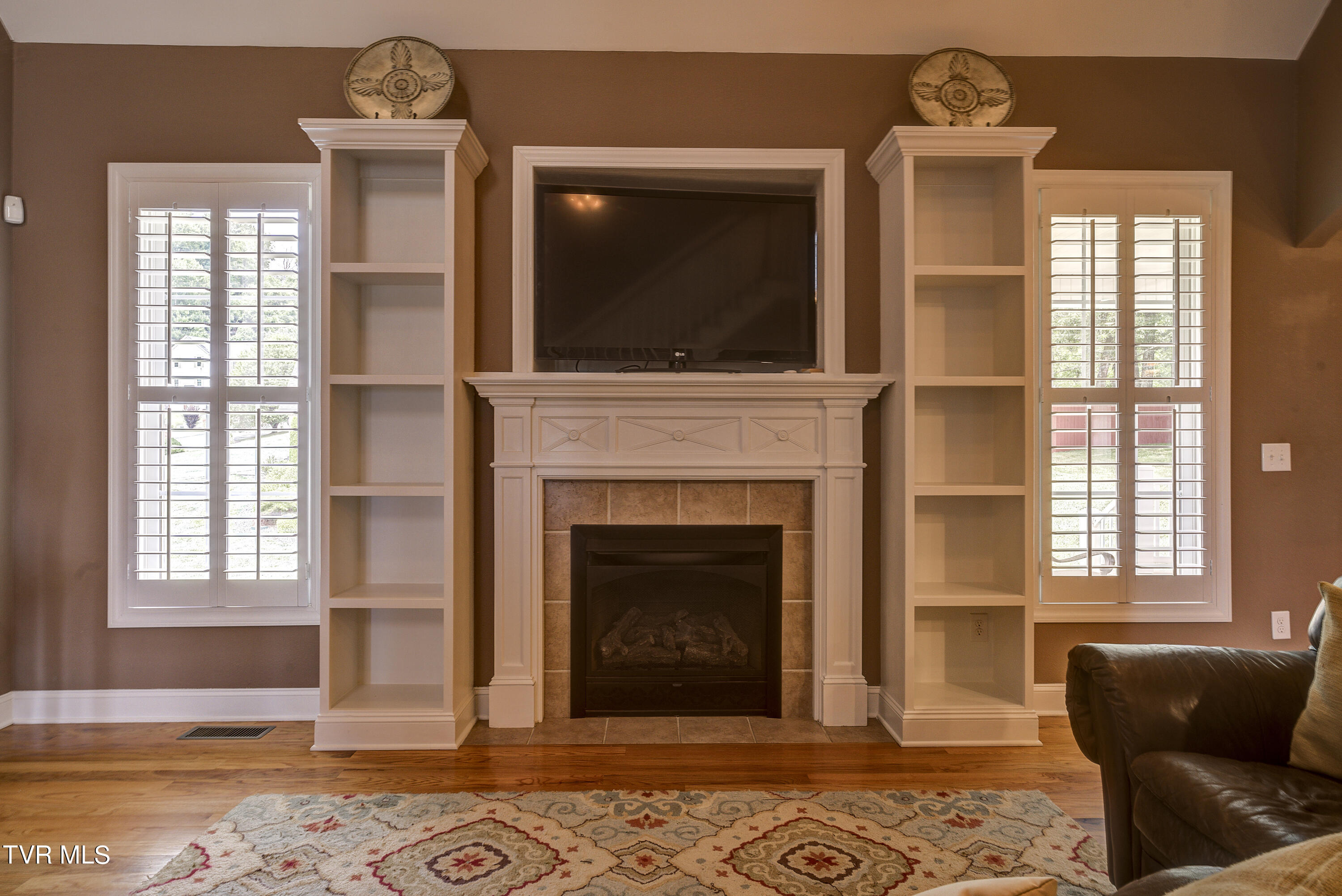 Bluff City, Tennessee 37618, United States, 3 Bedrooms Bedrooms, ,3 BathroomsBathrooms,Residential,Pending,53060