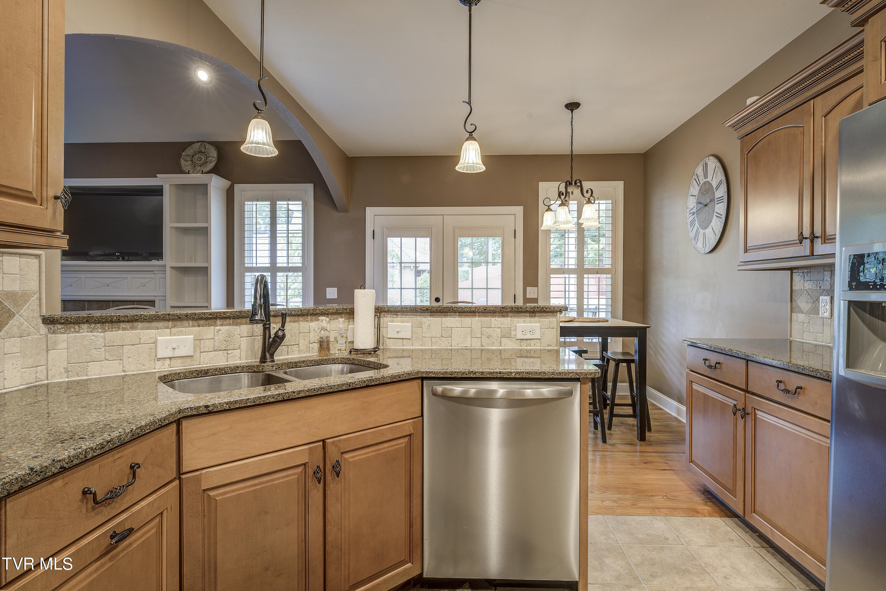 Bluff City, Tennessee 37618, United States, 3 Bedrooms Bedrooms, ,3 BathroomsBathrooms,Residential,Pending,53060