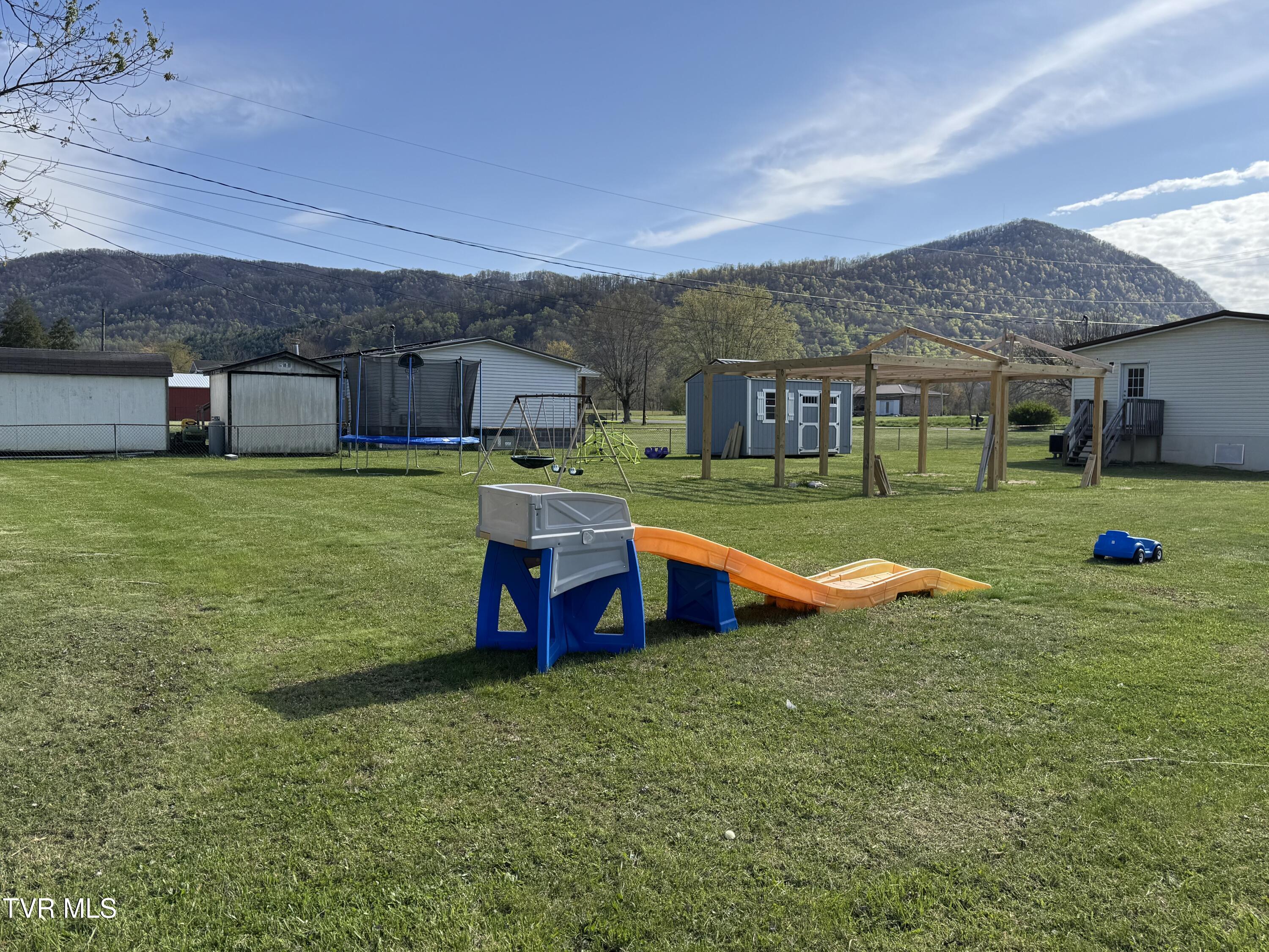 2004 East Stone Gap Road, Big Stone Gap, Virginia image 38