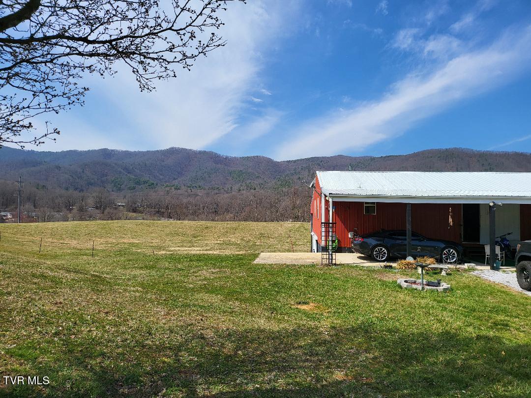 107 Pay Dons Way Drive, Unicoi, Tennessee image 6