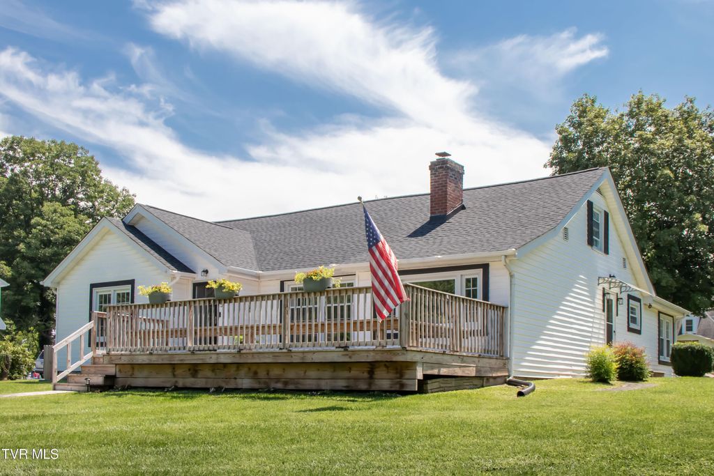 Photo of 1605 Overhill Road, Bristol, VA 24201 (MLS # 9984248)