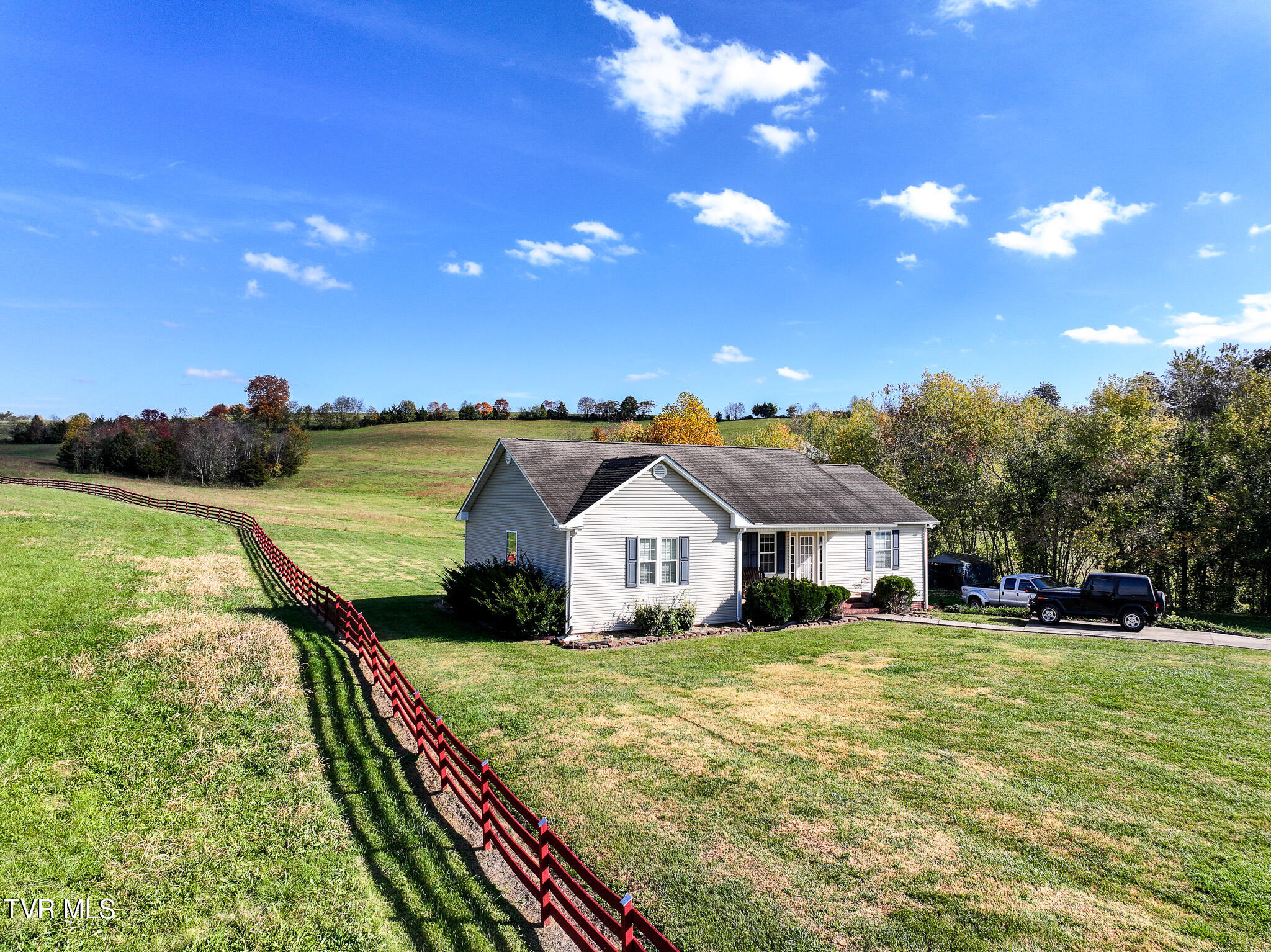 795 Sinking Springs Rd Rd, Midway, Tennessee image 2