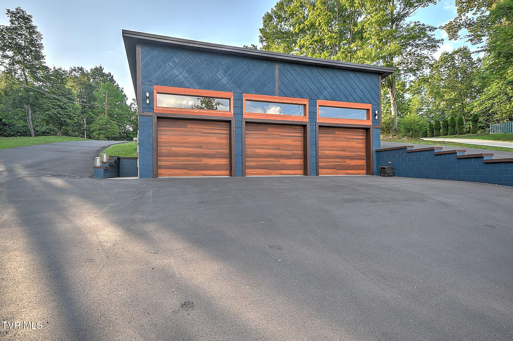 2772 Devault Bridge Road