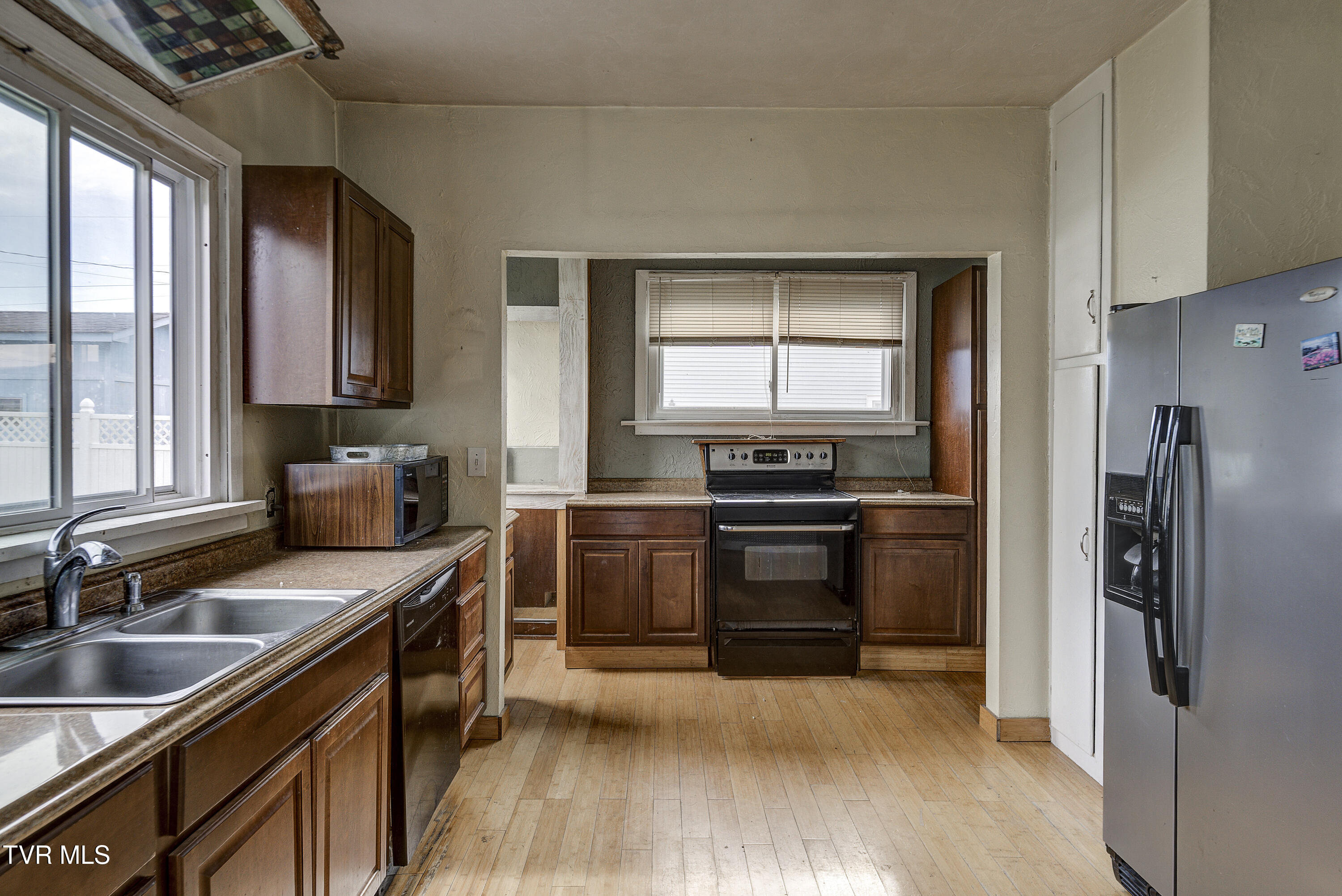 124 North Elm Avenue