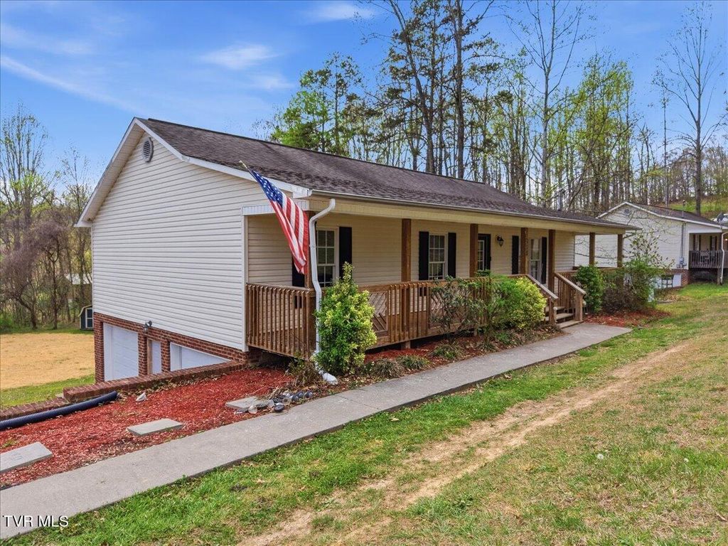 Photo of 123 Madeline Lane, Rogersville, TN 37857 (MLS # 9994221)