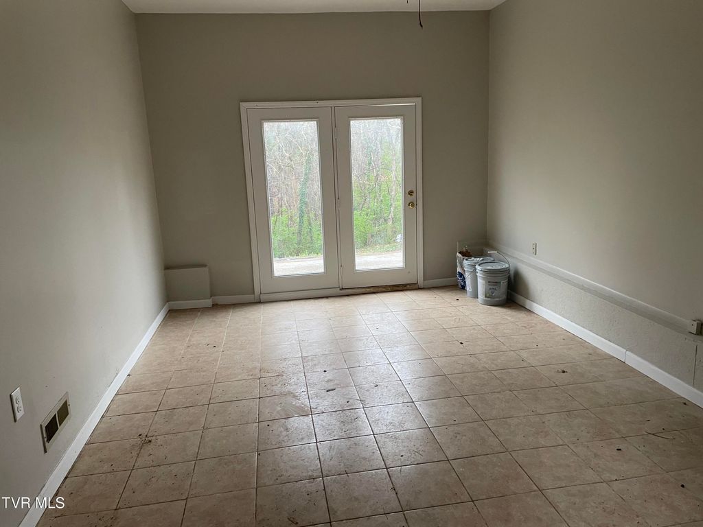 Photo of 1301 Blackburn Drive, Morristown, TN 37814 (MLS # 9992774)