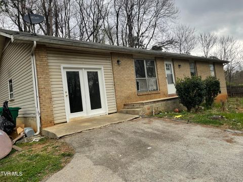 Photo of 1301 Blackburn Drive, Morristown, TN 37814 (MLS # 9992774)