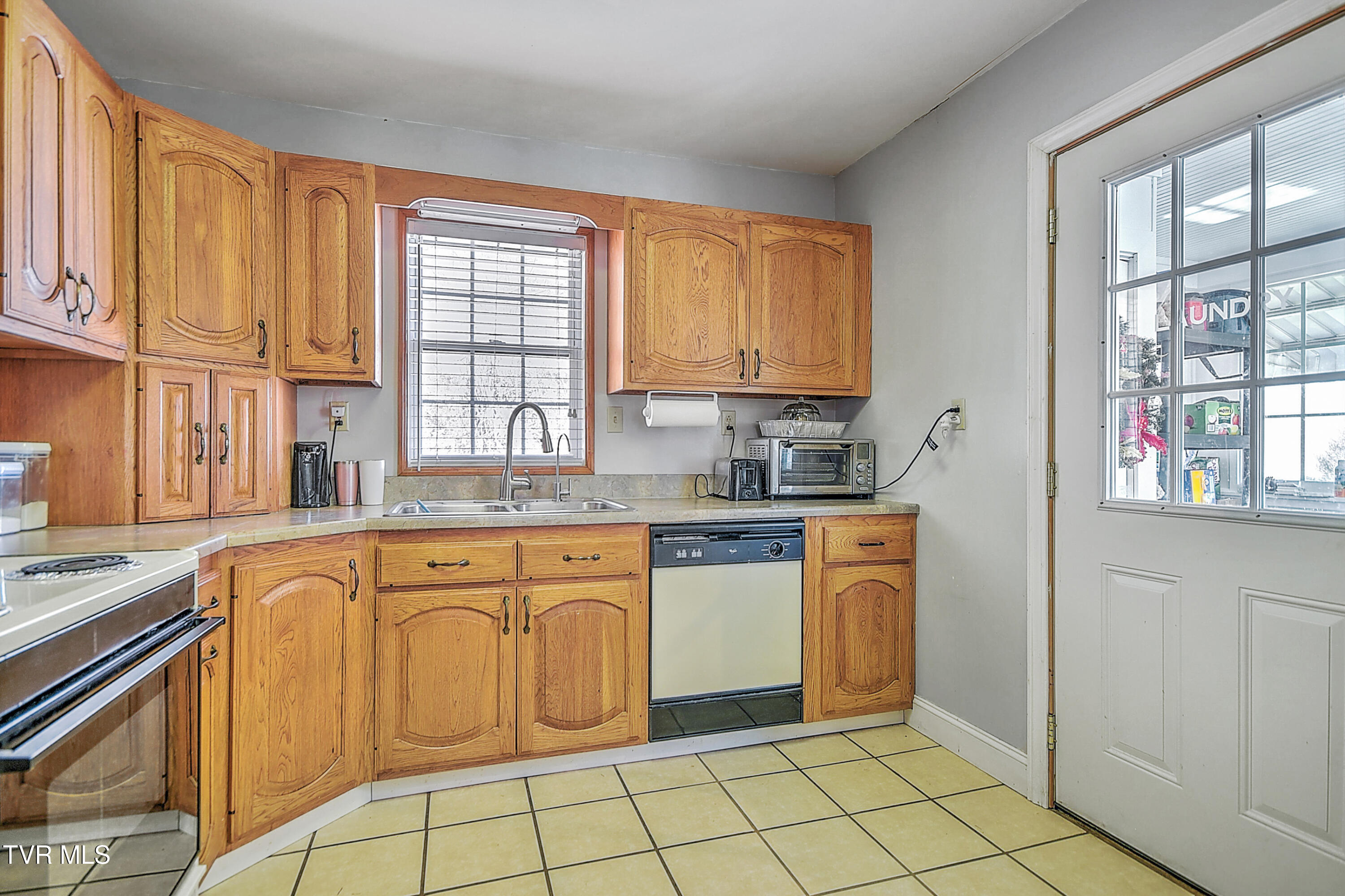 5364 Memorial Boulevard, Kingsport, Tennessee image 7