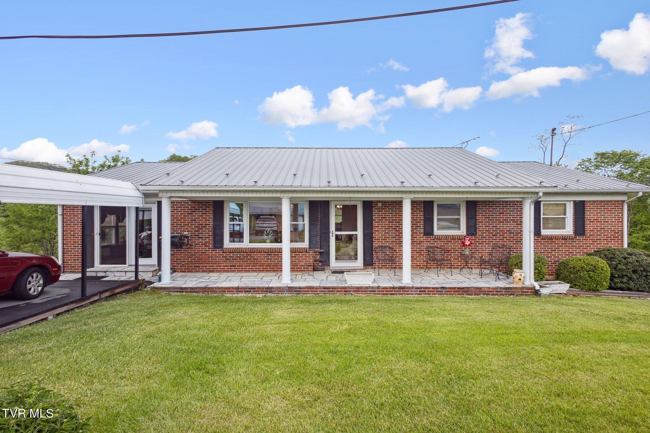 221 Locust Lane, Lebanon, Virginia image 2
