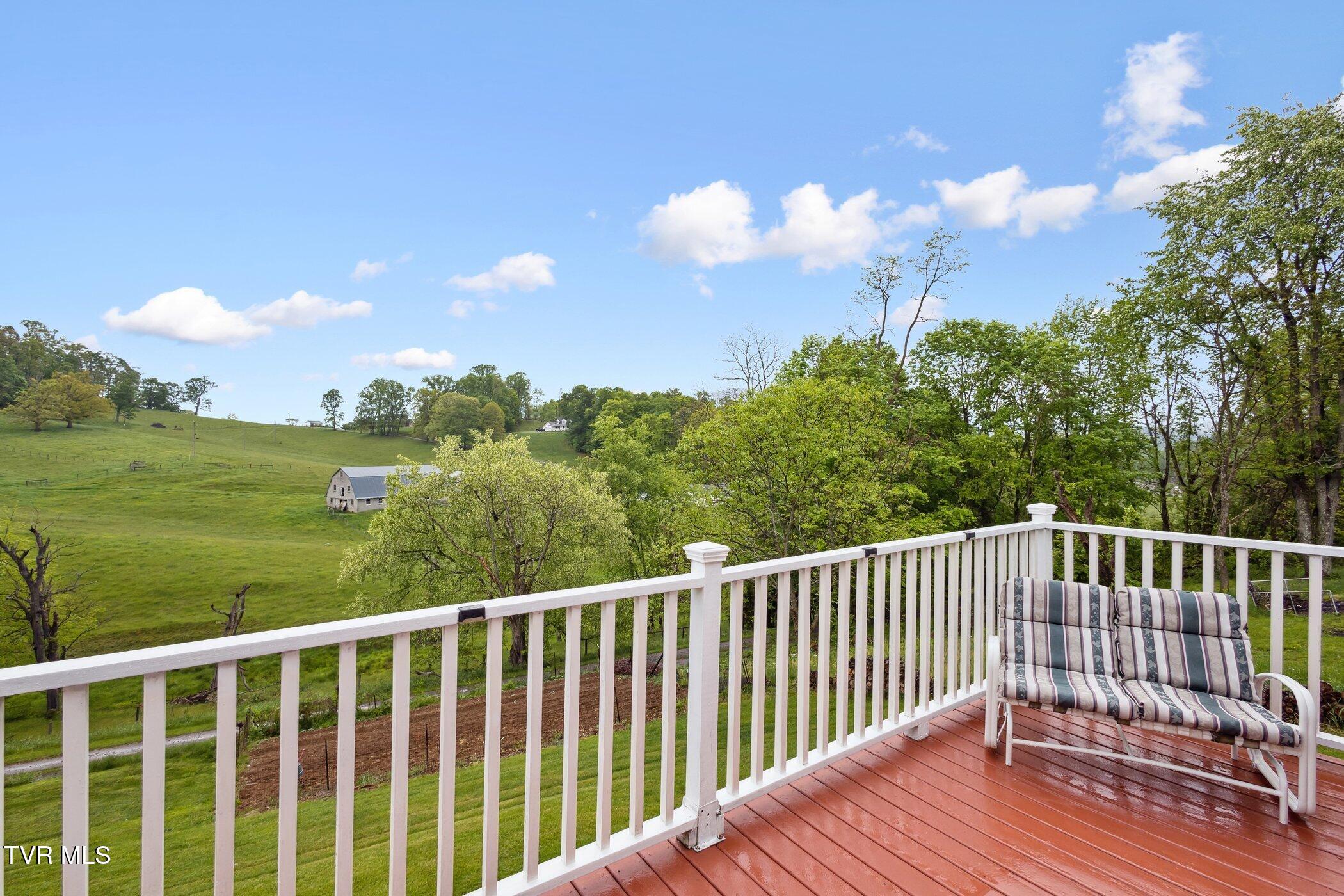 221 Locust Lane, Lebanon, Virginia image 12