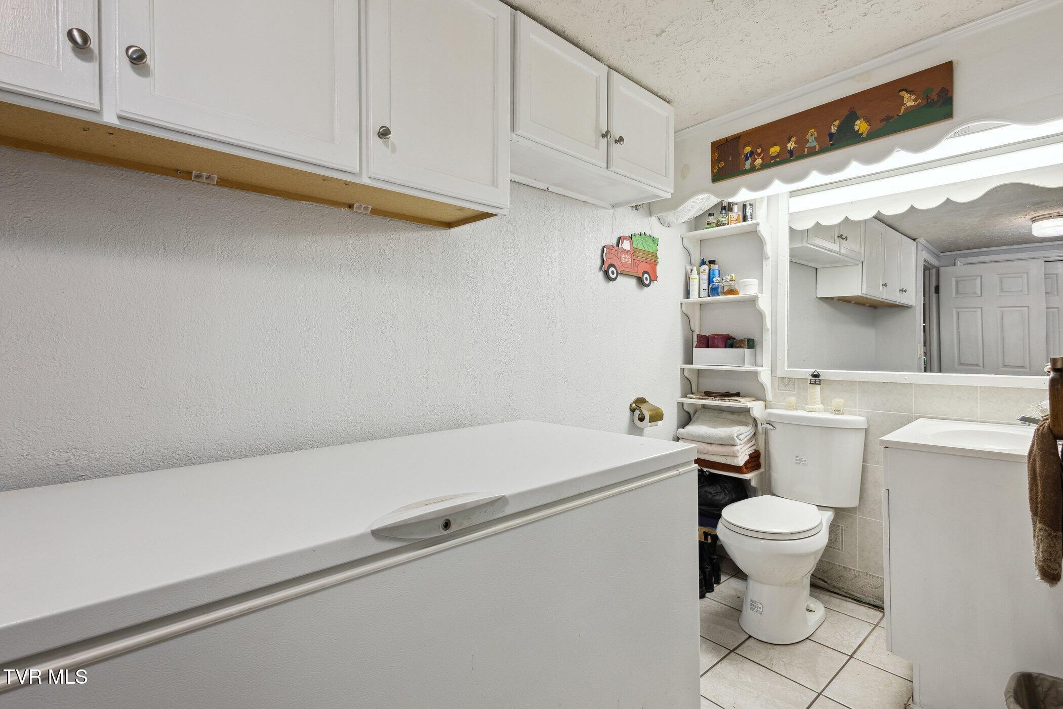 221 Locust Lane, Lebanon, Virginia image 40