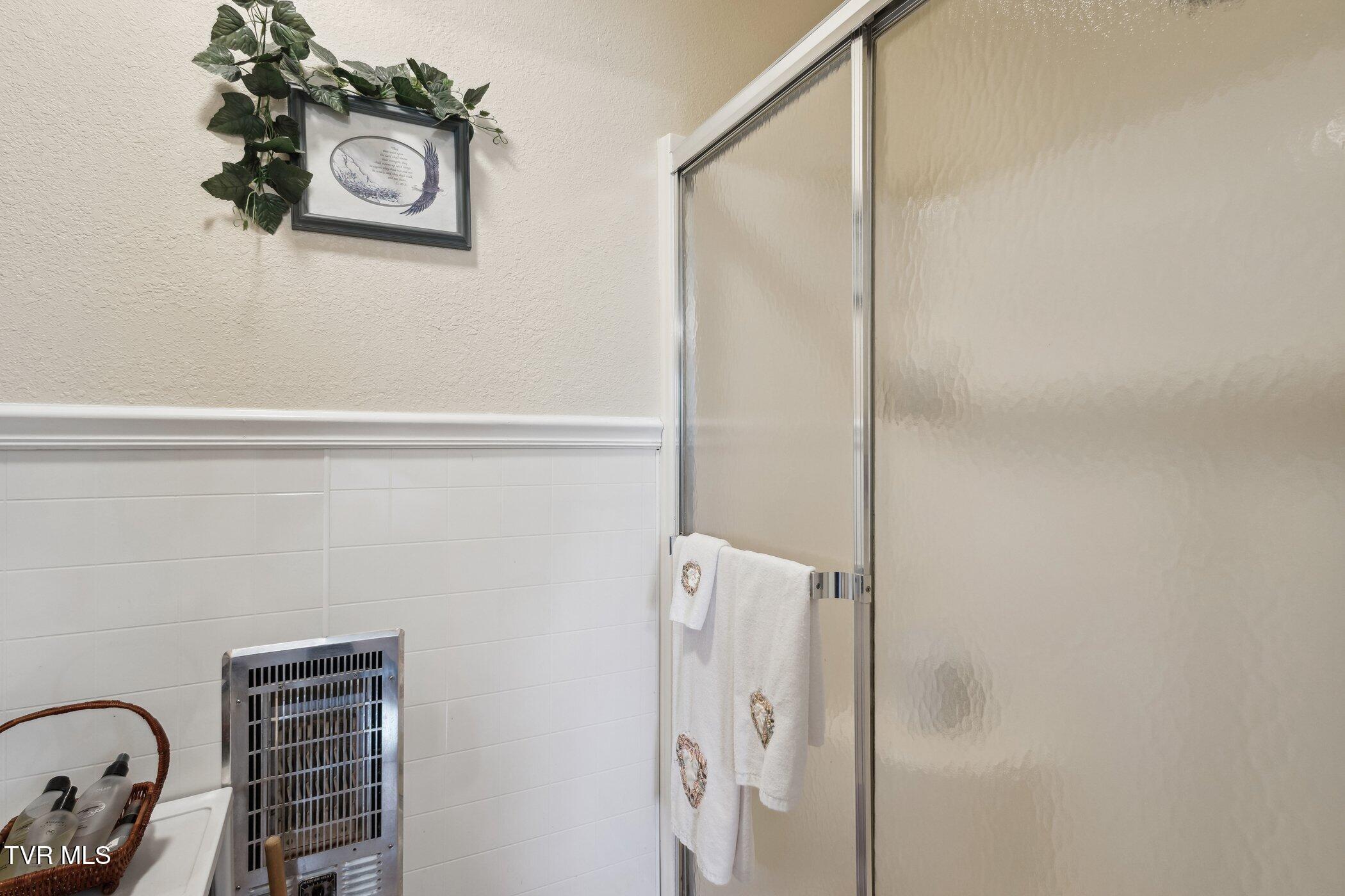 221 Locust Lane, Lebanon, Virginia image 32