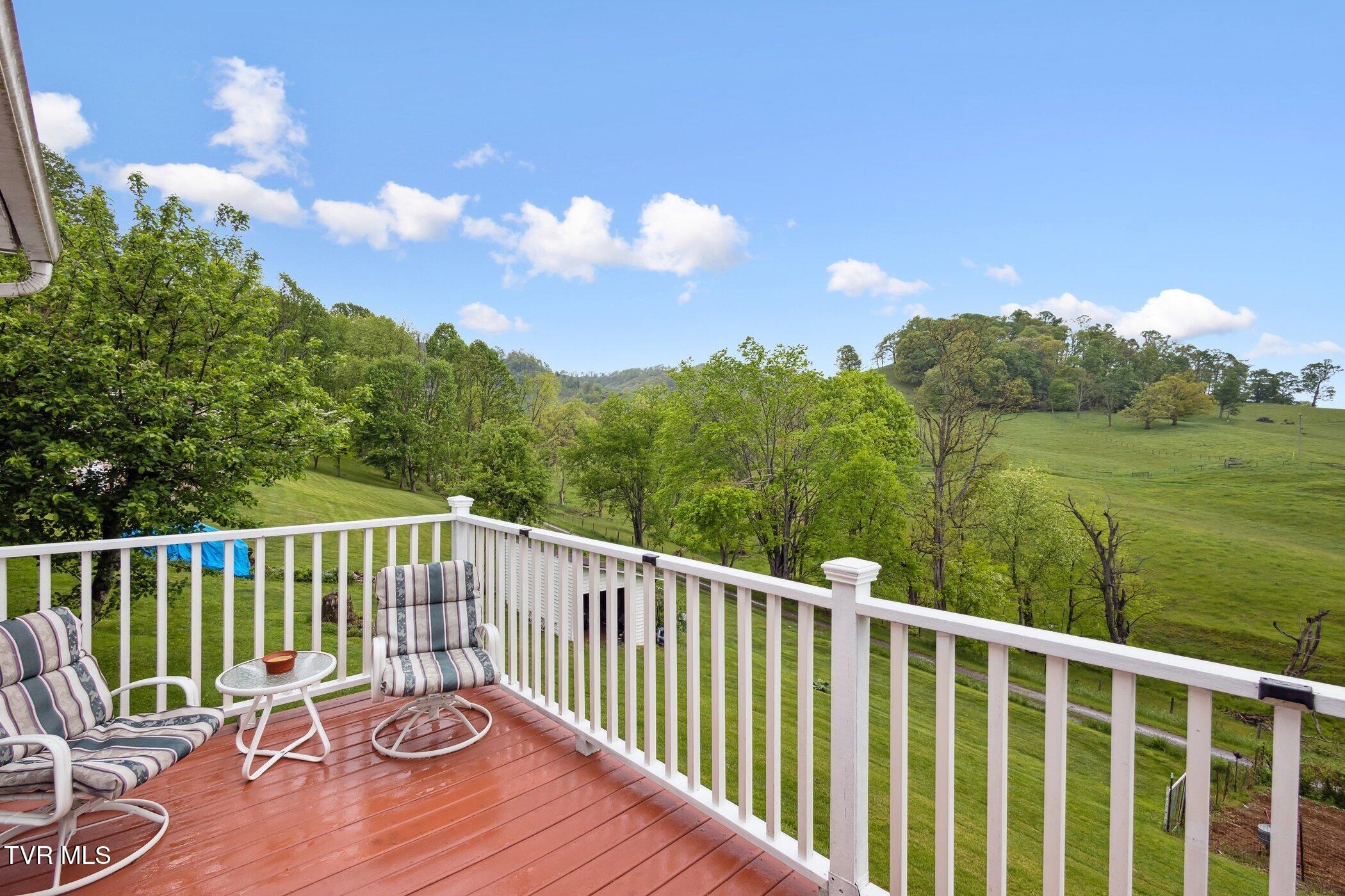221 Locust Lane, Lebanon, Virginia image 11