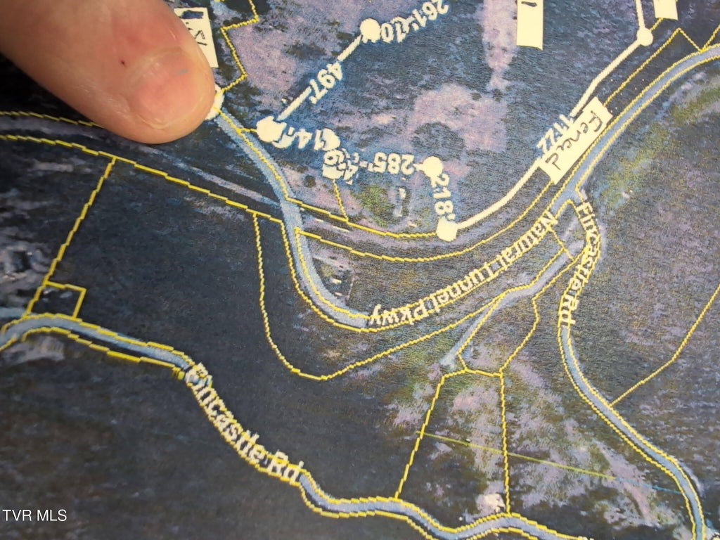 Photo of Tbd Natural Tunnel Parkway, Duffield, VA 24244 (MLS # 10002538)