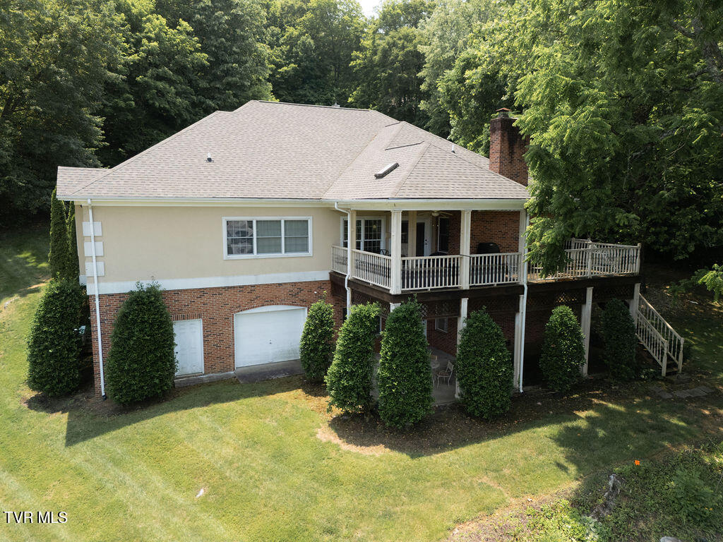 204 Shadowood Drive, Johnson City, Tennessee image 3