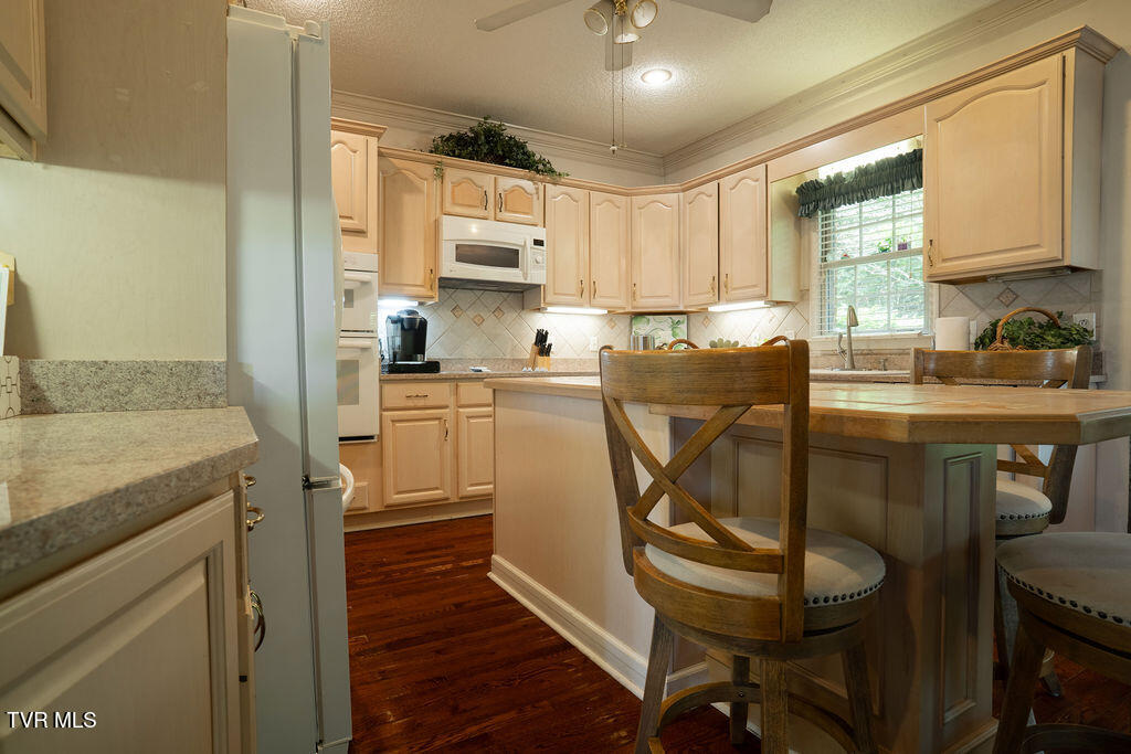 204 Shadowood Drive, Johnson City, Tennessee image 17