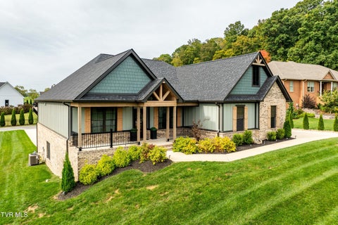 Photo of 7 Sweet Pea Terrace, Johnson City, TN 37615 (MLS # 10002134)
