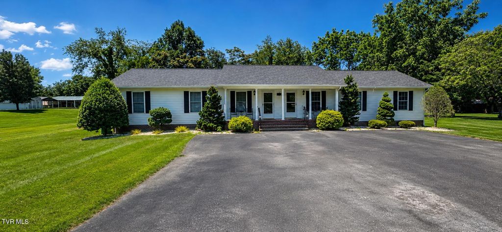 Photo of 165 Smith Avenue, Erwin, TN 37650 (MLS # 9997437)