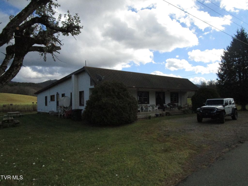 Photo of 225 Highway 91 Highway, Shady Valley, TN 37688 (MLS # 9988755)