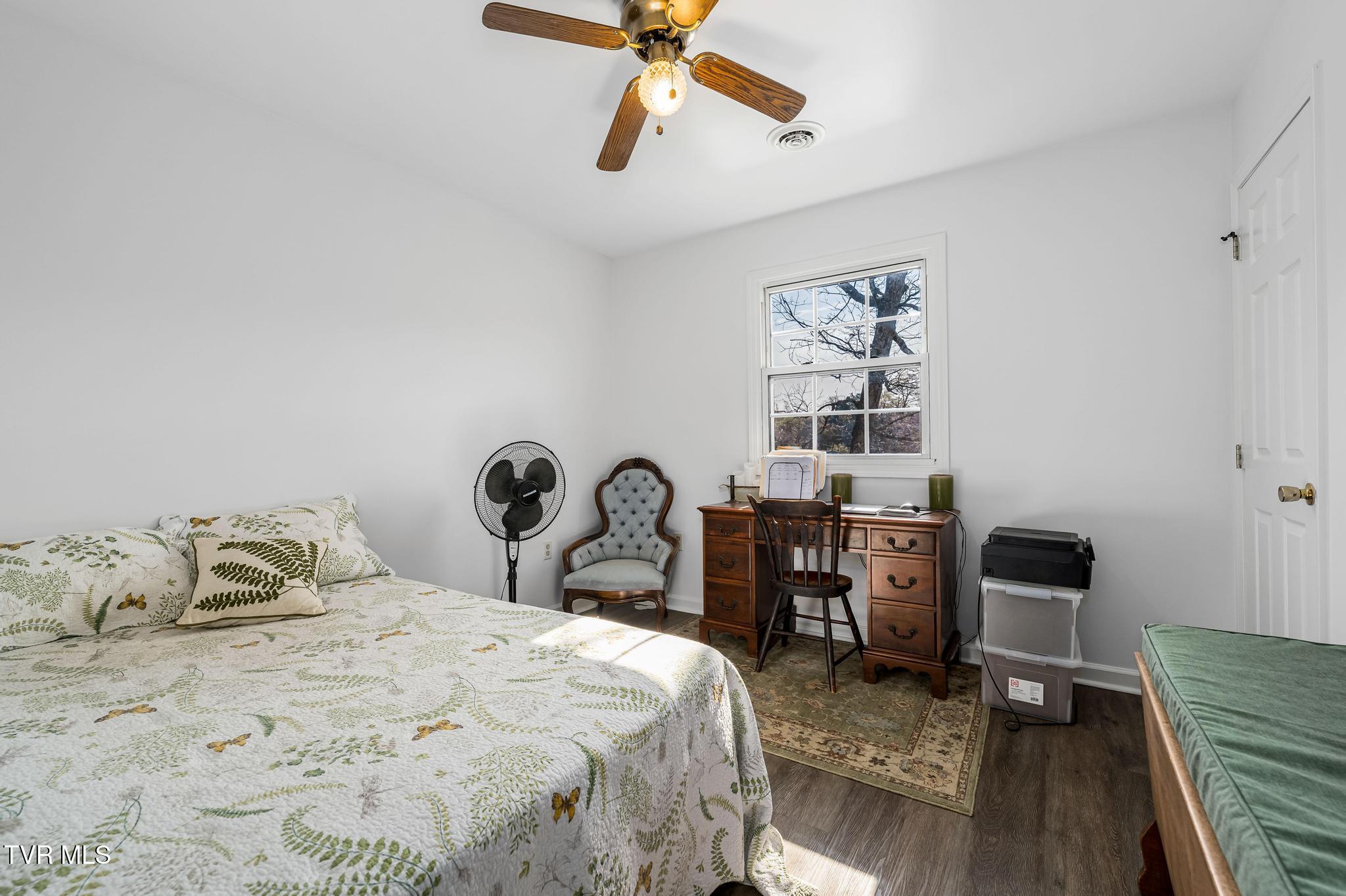 403 Deerlick Road, Piney Flats, Tennessee image 24