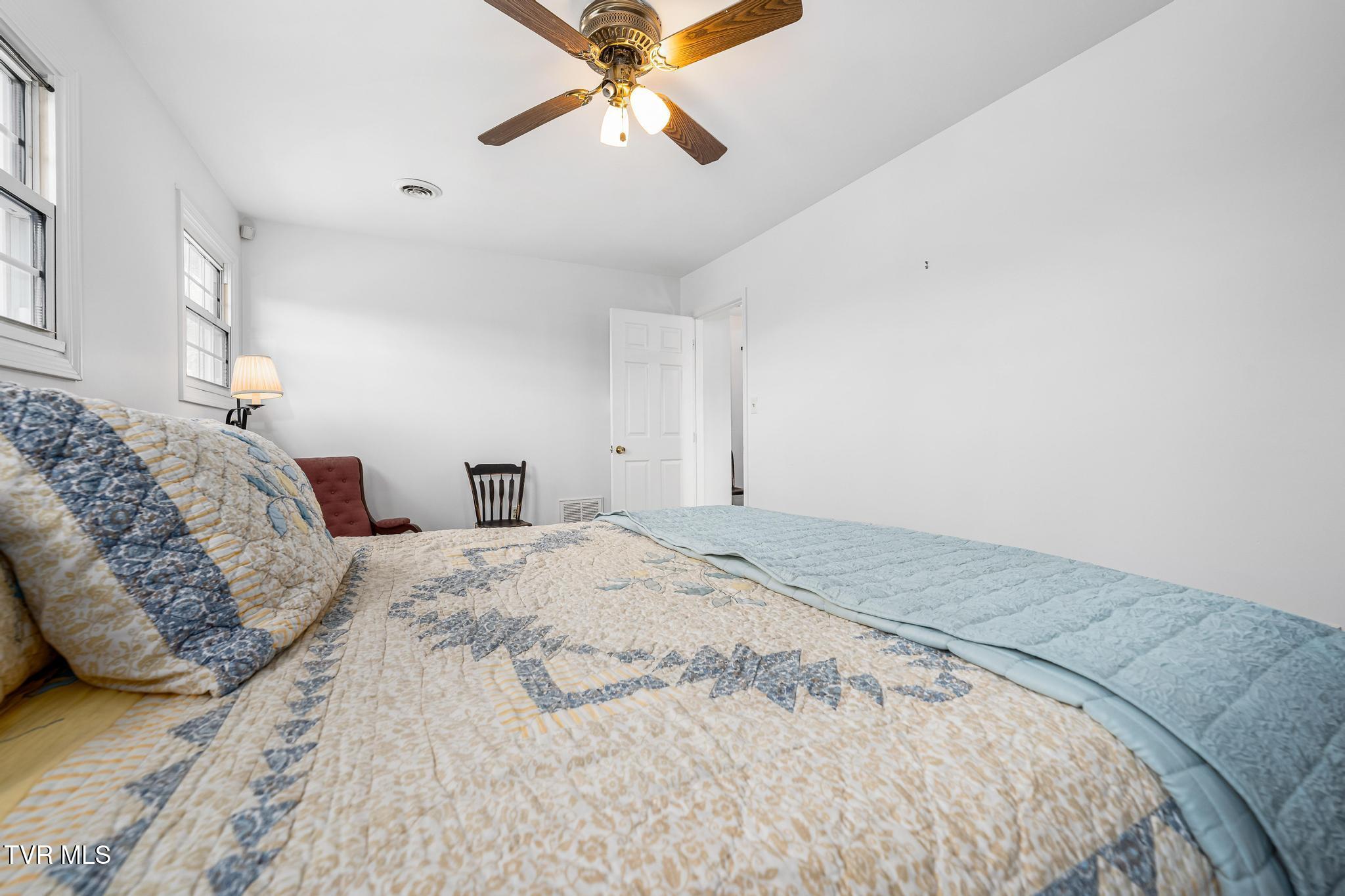 403 Deerlick Road, Piney Flats, Tennessee image 22